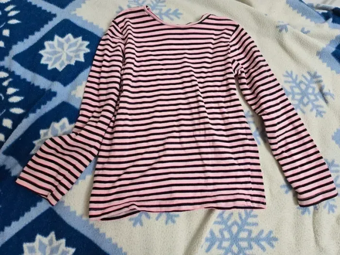 t-shirt manche longue de la marque ovs en taille 6 ans - 116cm - photo numéro 4