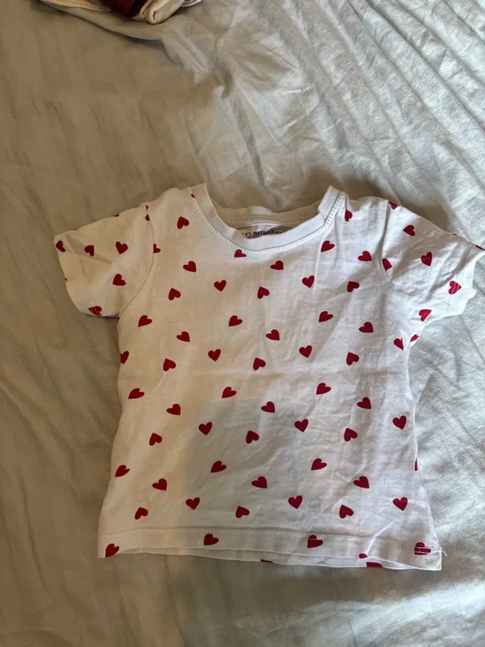 Lot 6 hauts - 18 Mois - photo numéro 6