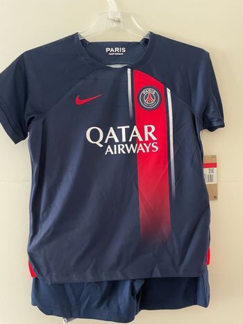 Tenue foot PSG