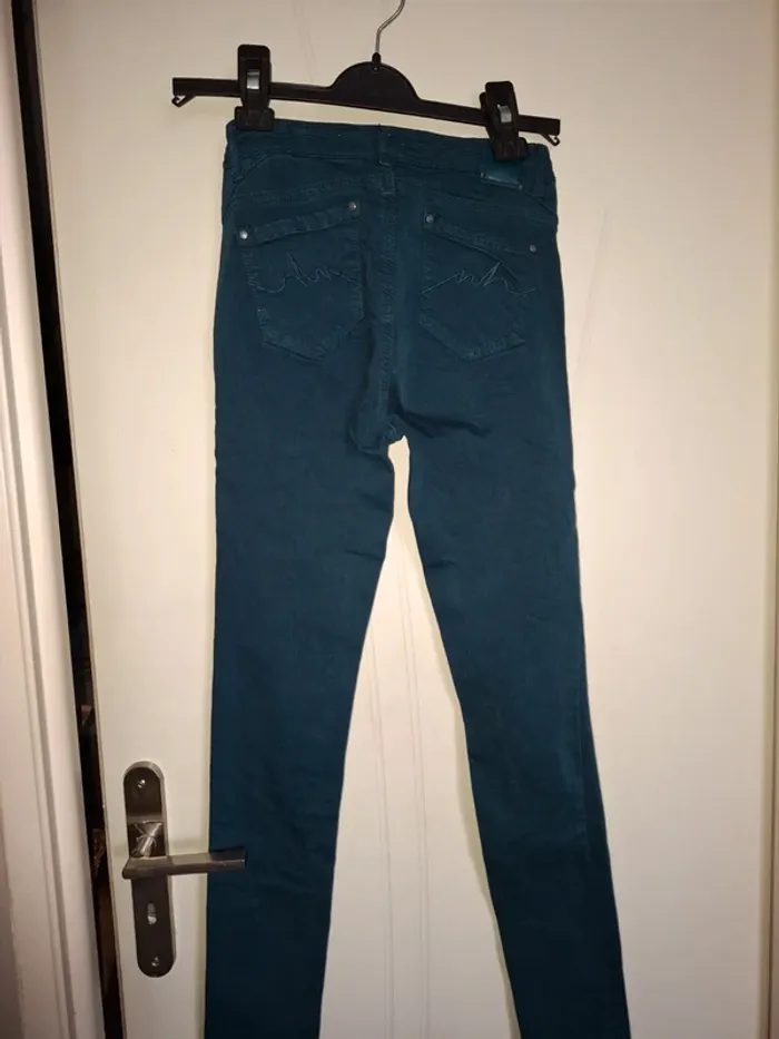 Pantalon bleu - photo numéro 3