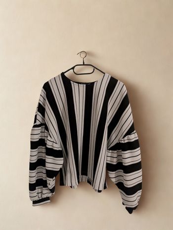 Pull manches bouffantes Bershka