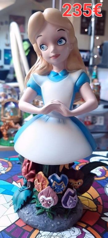 Figurine Disney édition limitee alice aux pays des merveilles grand jester