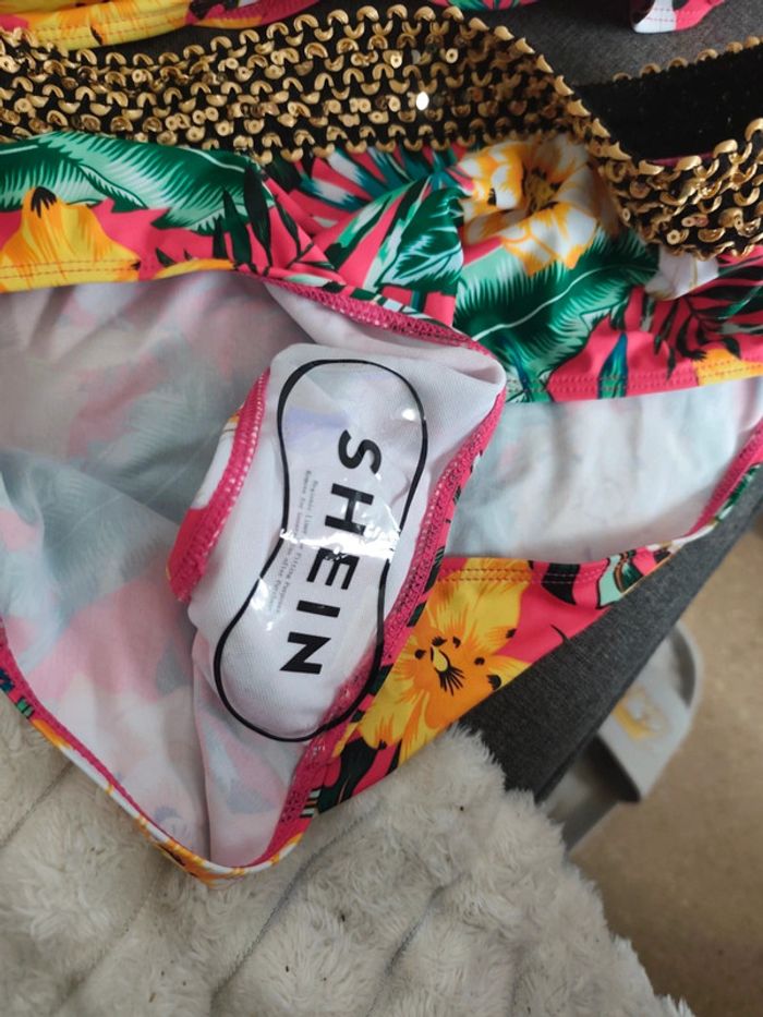 Maillot de bain - photo numéro 3