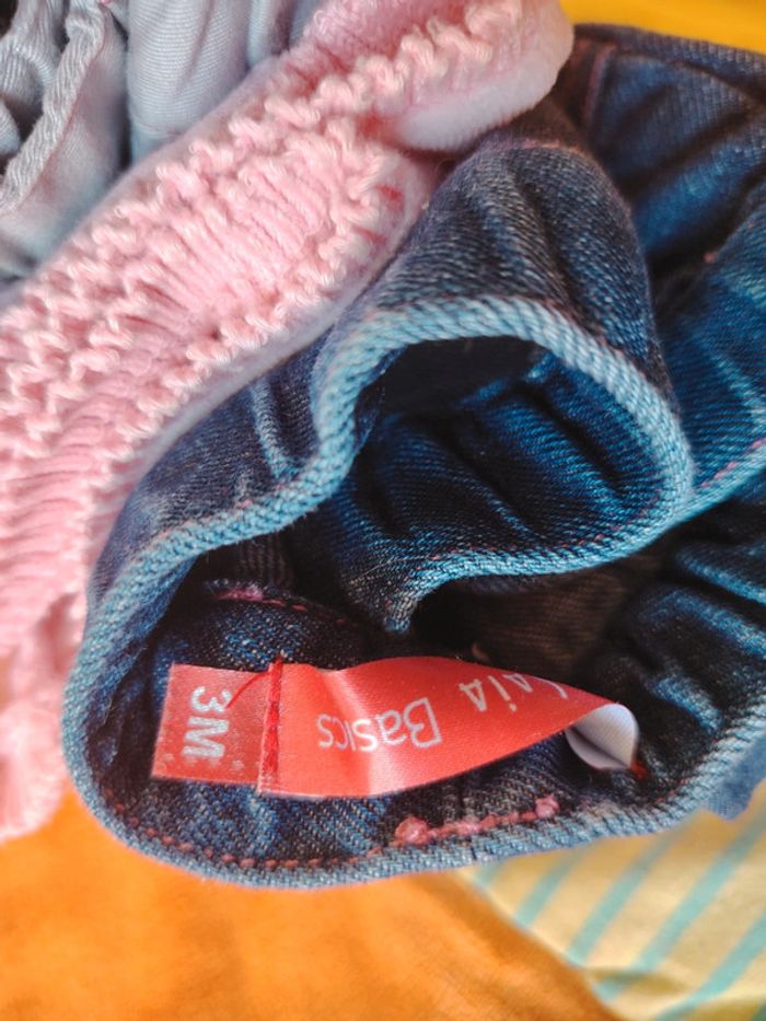 Lot de 6 pantalons épais et fin et 1 short 3 mois - photo numéro 7