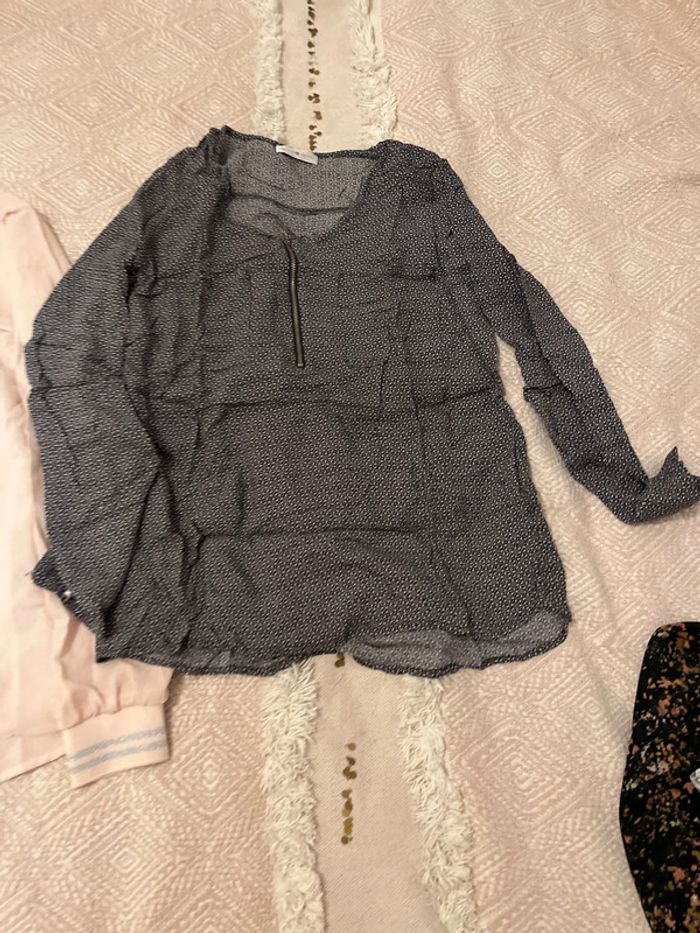 Lot de blouses - photo numéro 4