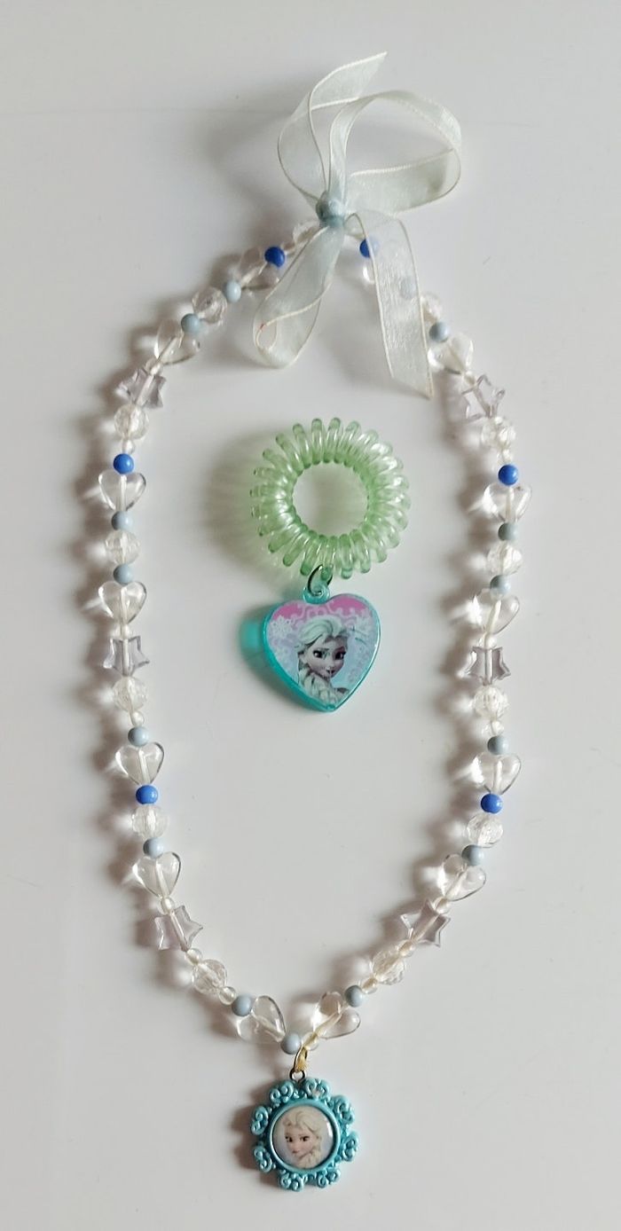 Collier + bracelet Reine des neiges