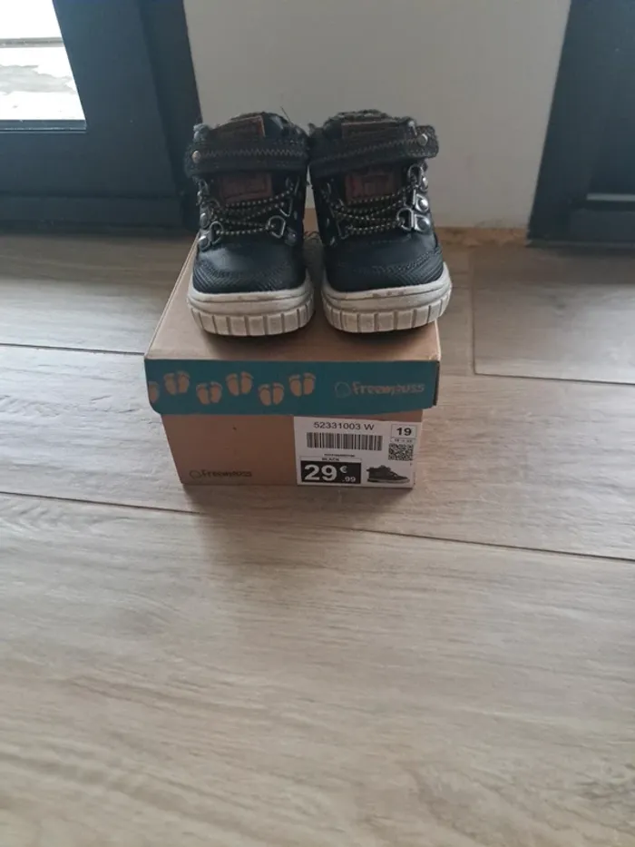 Chaussure montante taille 19 - photo numéro 5