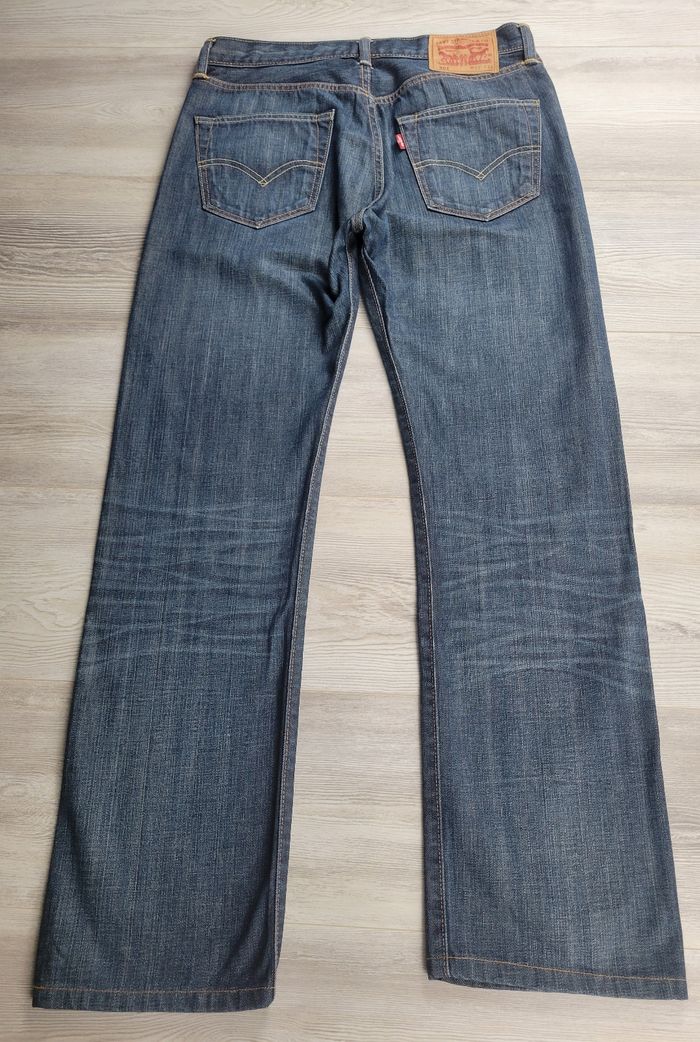Jean Levi’s 501 dark indigo – Taille 42 / W32 L36 –Excellent état - photo numéro 5