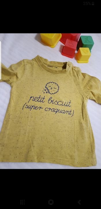 T.shirt bébé taille 12 mois