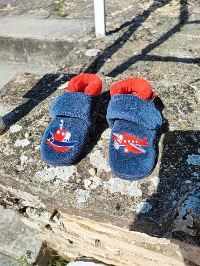 Chaussons taille 23