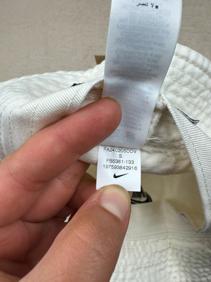 Bob Nike Logo Brodé Neuf Taille S - photo numéro 6