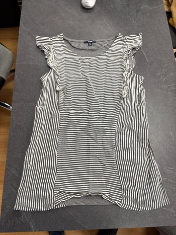 T-shirt sans manche pour femme Kiabi taille 34-36