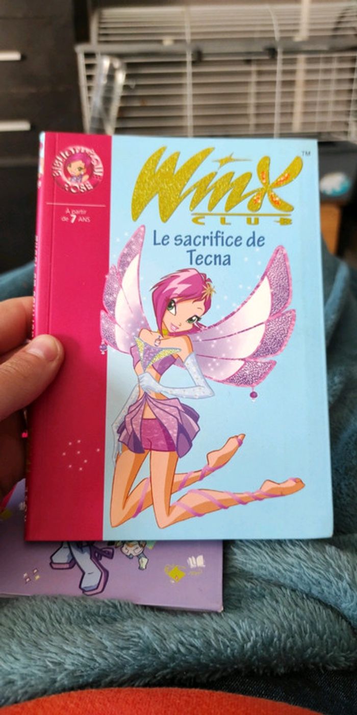 4 livres Winx club - photo numéro 4