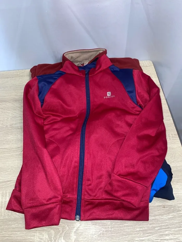 Lot comprenant 3 vestes dont 1 polaire et 1 sweat 6 ans - n1n - photo numéro 2