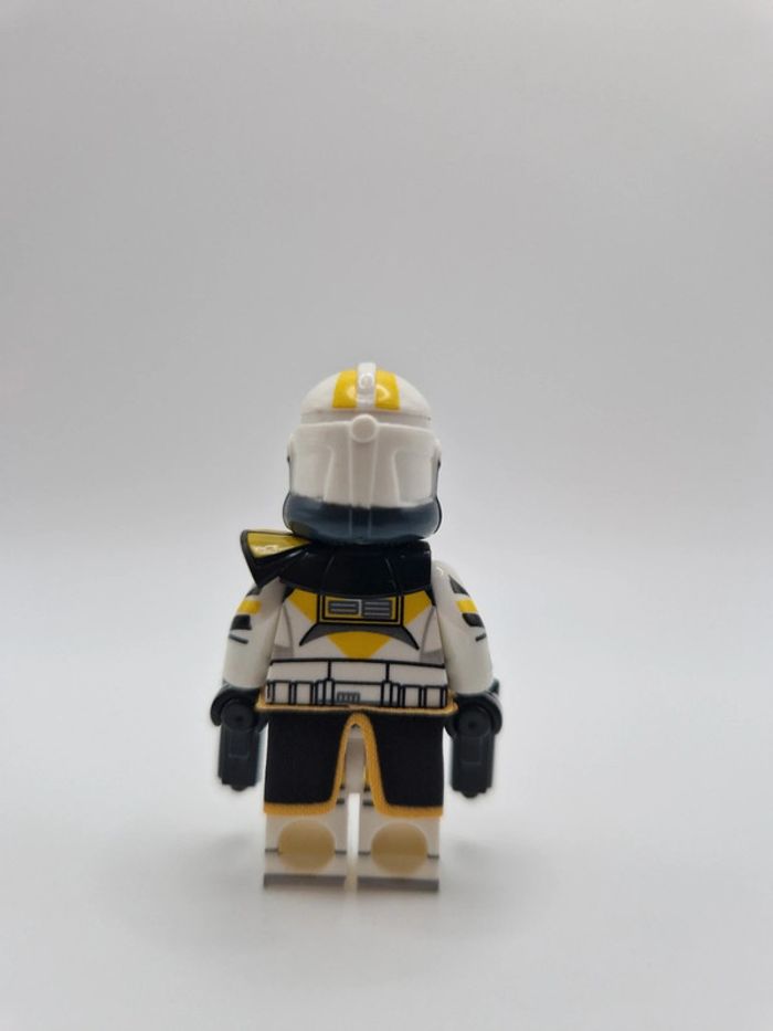 Figurine type lego clone de la 13ème star wars - photo numéro 3