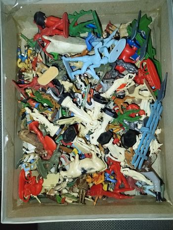 Gros lot de jouets anciens