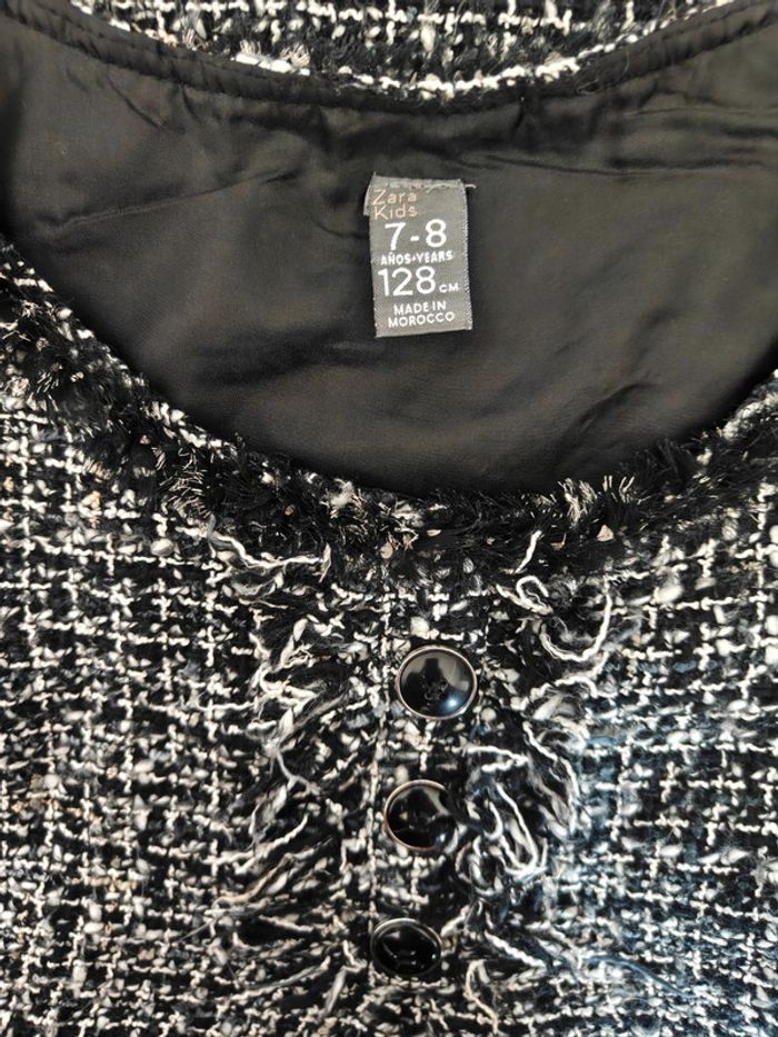 Robe Zara taille 7/8 ans - photo numéro 2