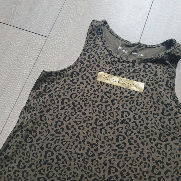 Débardeur kaki et noir. Fille 8 ans. Marque Gémo - photo numéro 2