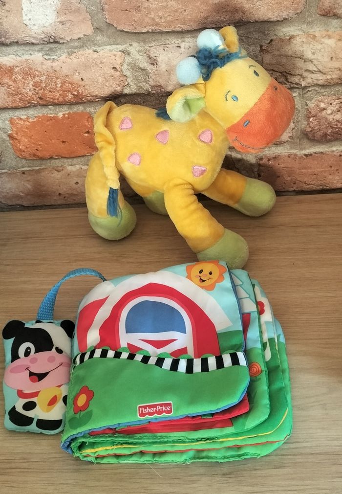 Doudou et livre tissu