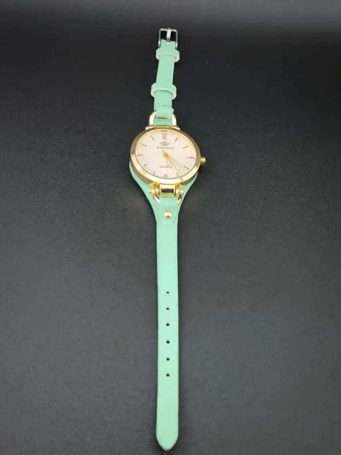 Montre verte menthe, dorée, élégante - photo numéro 3