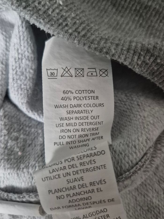 Sweat a capuche - photo numéro 5