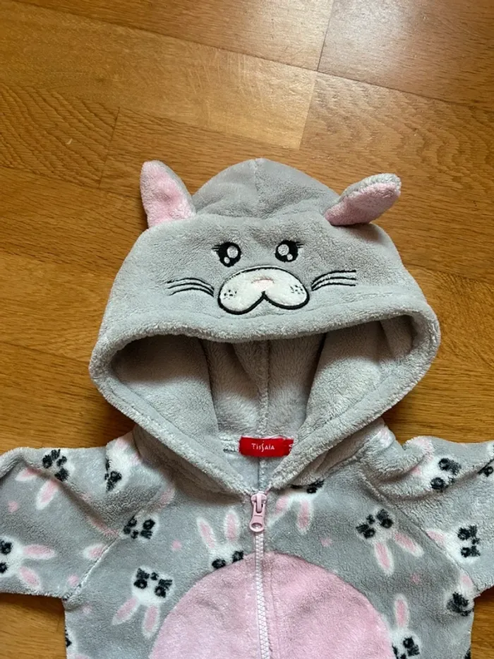Surpyjama lapin 3 ans très bon état - photo numéro 3