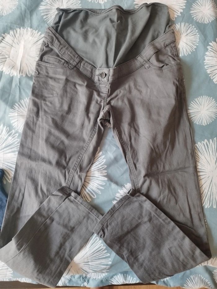 Pantalon de grossesse