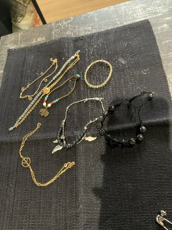 8 bracelet