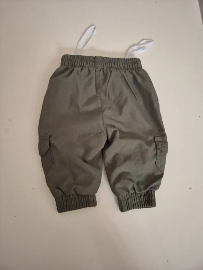 Pantalon 3 mois - photo numéro 3
