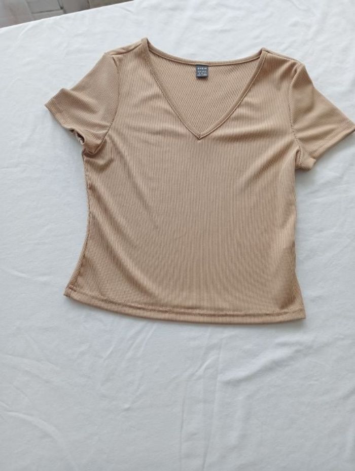 T shirts S
