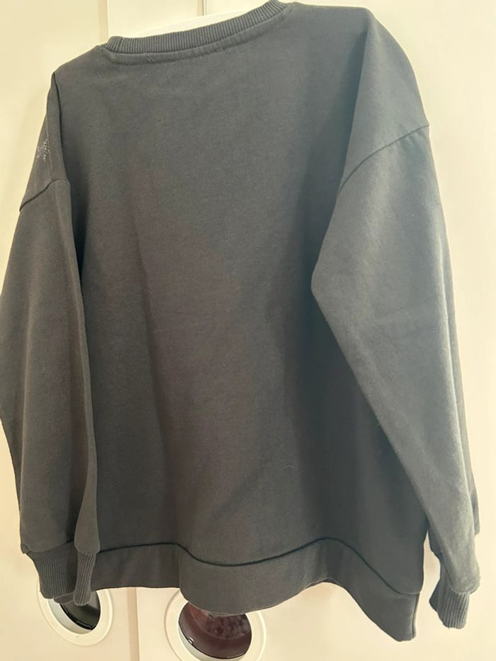 Sweat gris motif étoile taille 6/7 ans - photo numéro 5
