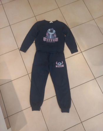 Survêtement stitch 8 ans