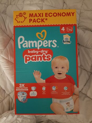 Couche Pampers baby dry pants taille 4