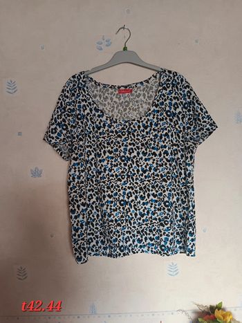 T-shirt 44