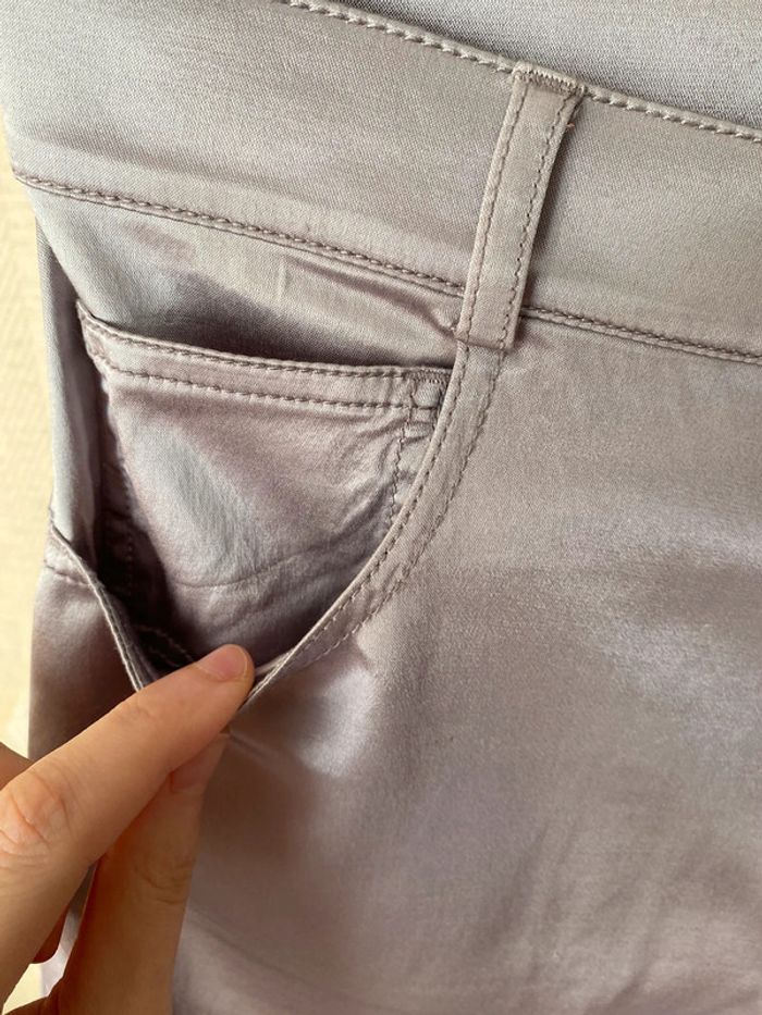 Superbe beau pantalon satiné See By Chloé neuf avec étiquette - photo numéro 6