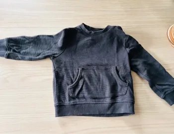 Sweat, noir, garçon
