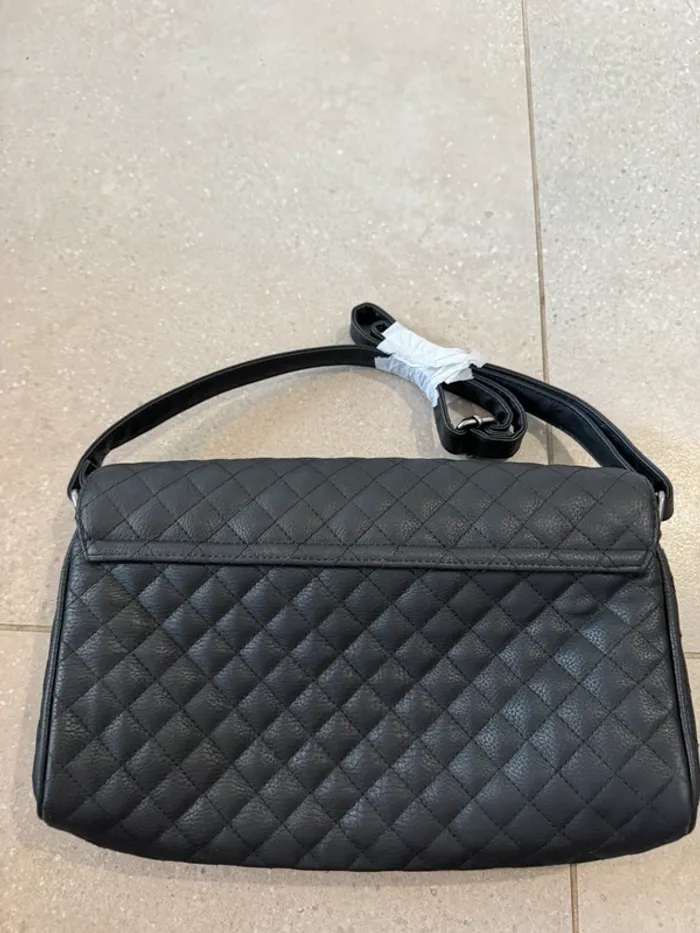Sac à bandoulière noir GHD x Pamela Reif pour lisseur, neuf 29*17cm - photo numéro 2