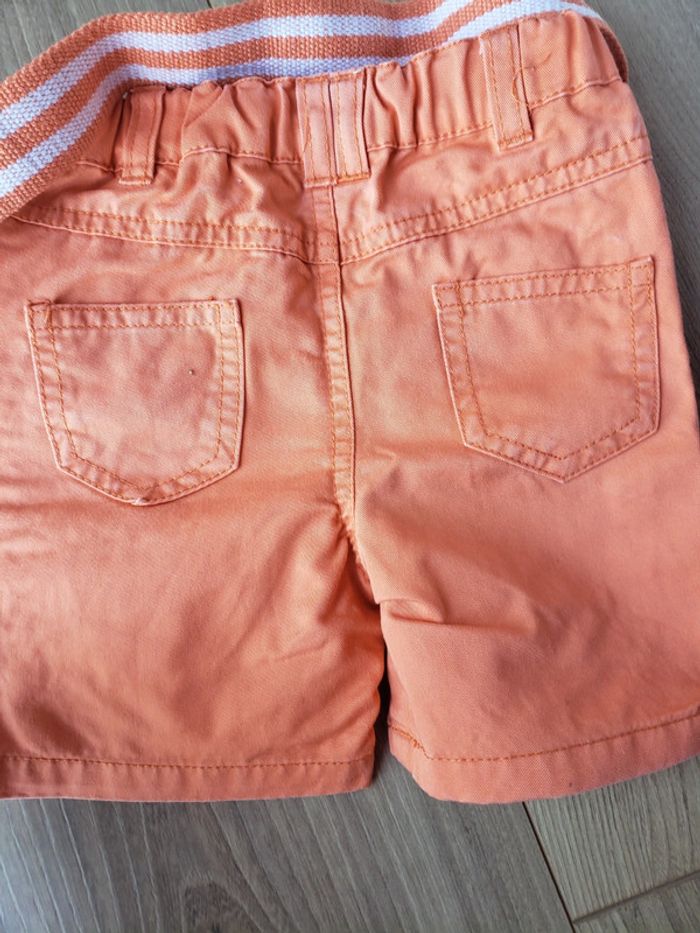 Lot shorts et salopette 09 mois - photo numéro 3