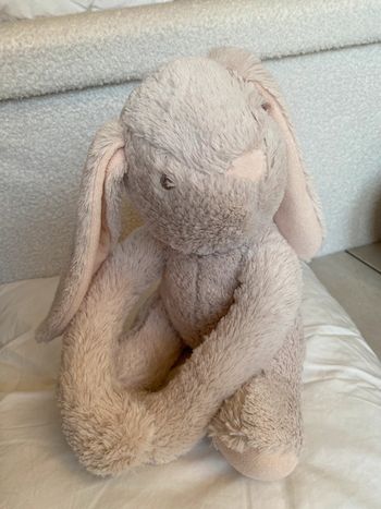 Peluche lapin beige