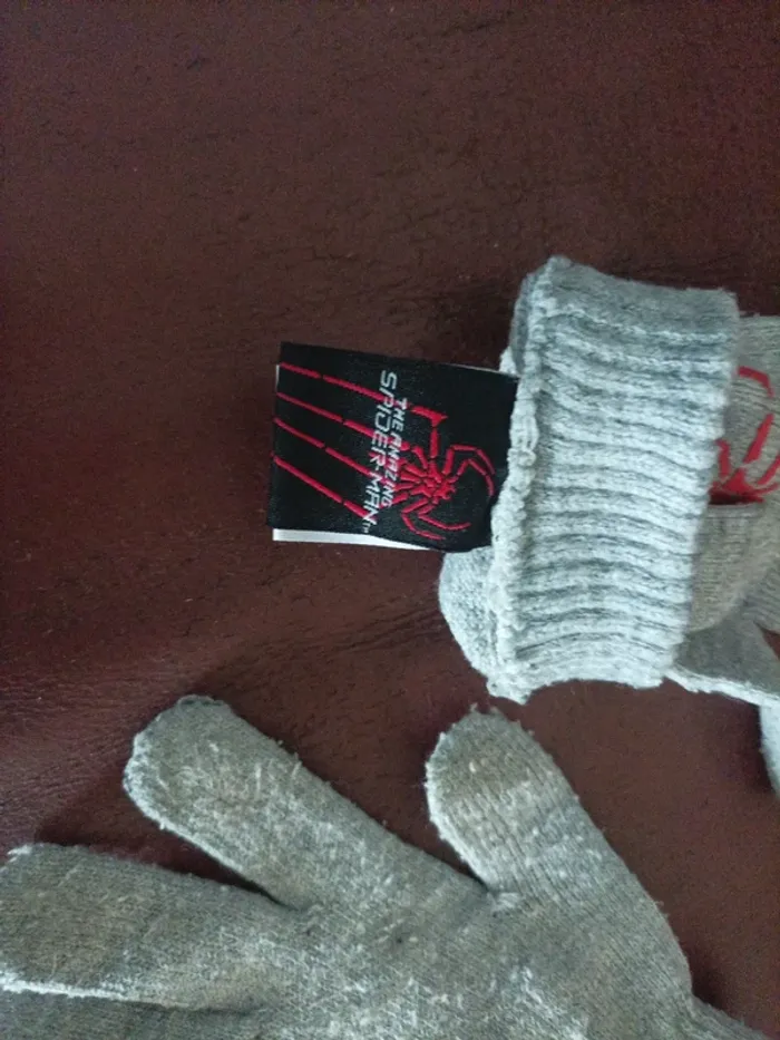 Gants spiderman - photo numéro 3
