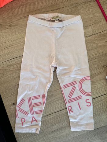 Legging rose kenzo taille 18 mois