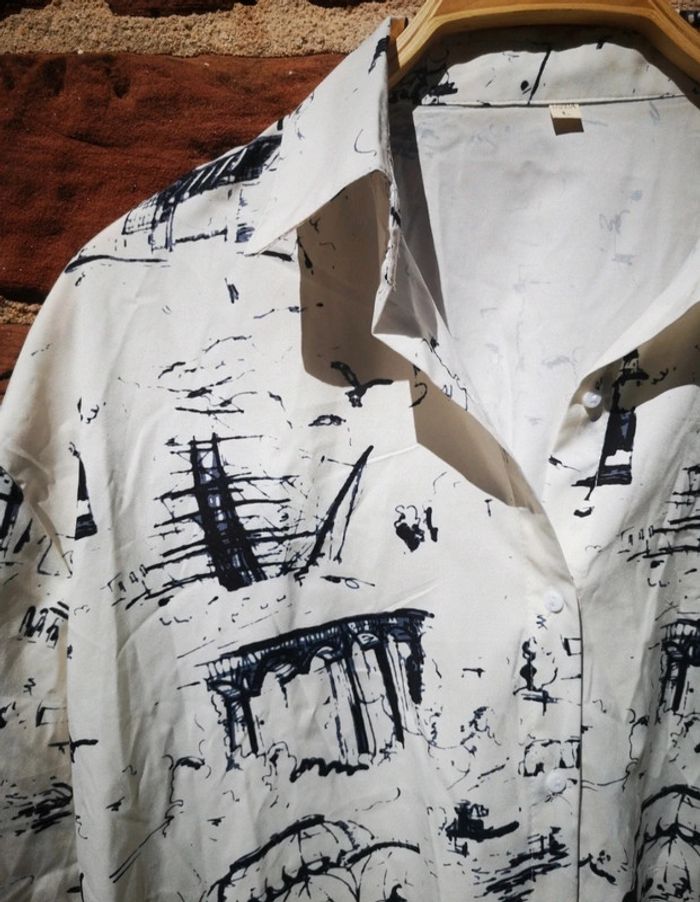 Chemisier blanc à motifs bleu marine - photo numéro 4
