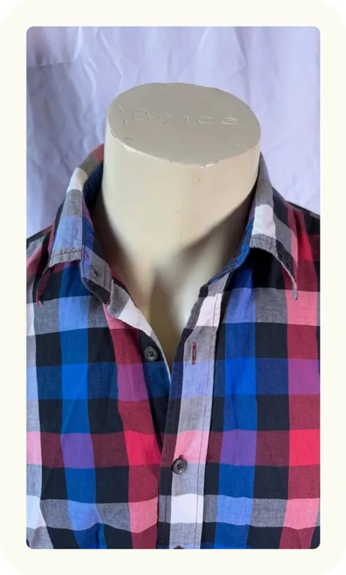 Chemise manches courtes carreaux Homme Hugo Boss Taille L - photo numéro 2