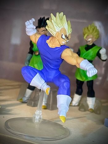 Figurine dragon ball gashapon hg Majin Végéta