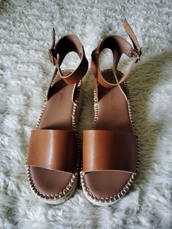 Talon compensé femme