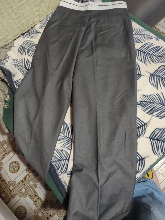 Pantalon pince jambes évasées - photo numéro 6