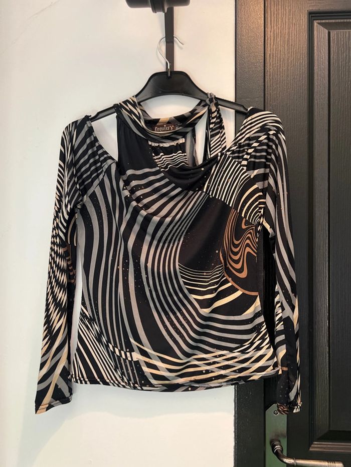 Haut t-shirt épaules nues femme taille 36/38 - photo numéro 2