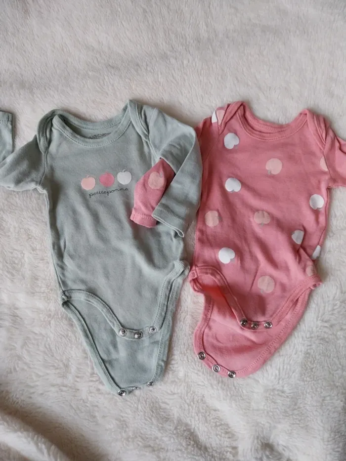 Bodies 1 mois
