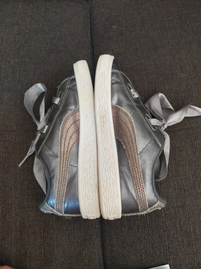 Baskets neuves grises lacets a ruban T 33 Puma - photo numéro 11