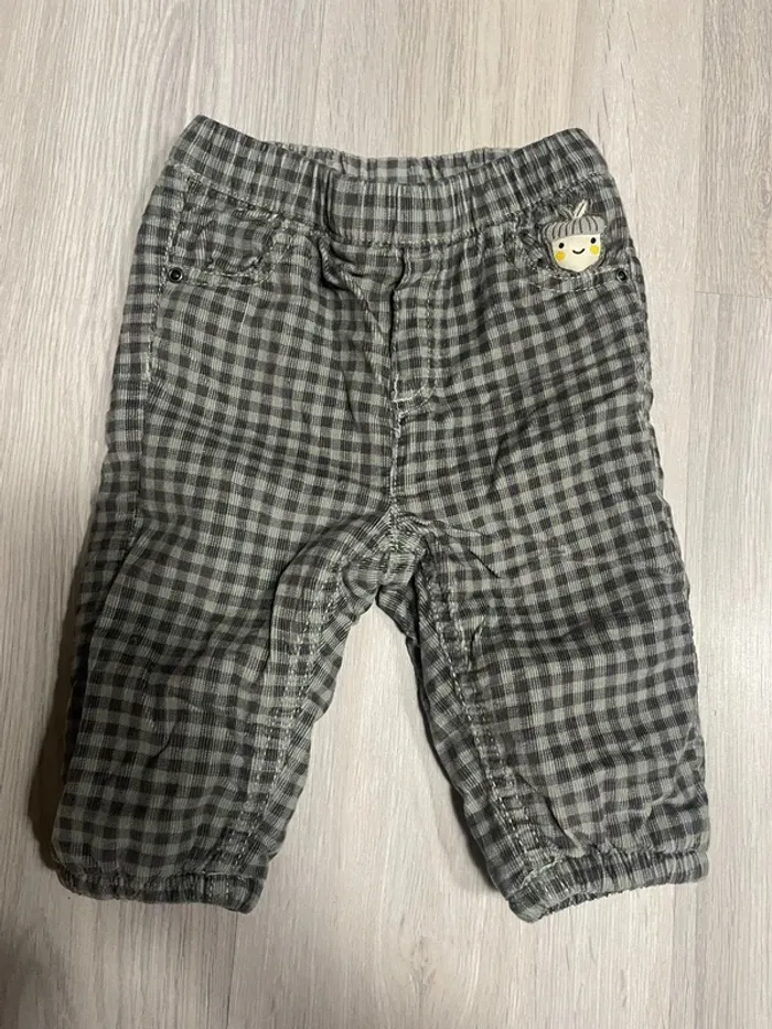Pantalon du pareil au même